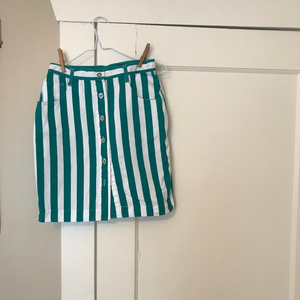 Pinot Noir-Vintage 90s high waist skirt
